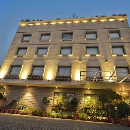 Hotel De Nada-A Luxury Stay Dzsaipur Kültér fotó