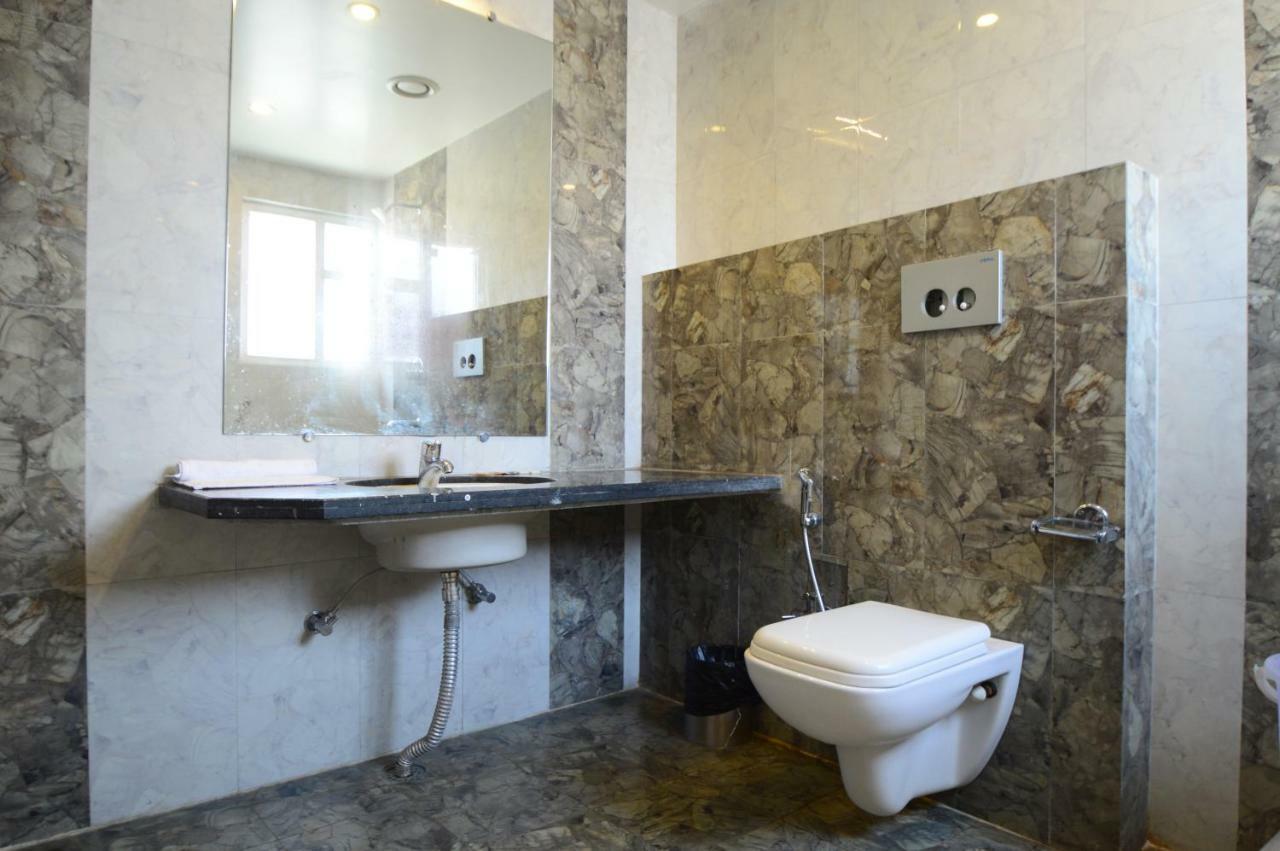 Hotel De Nada-A Luxury Stay Dzsaipur Kültér fotó