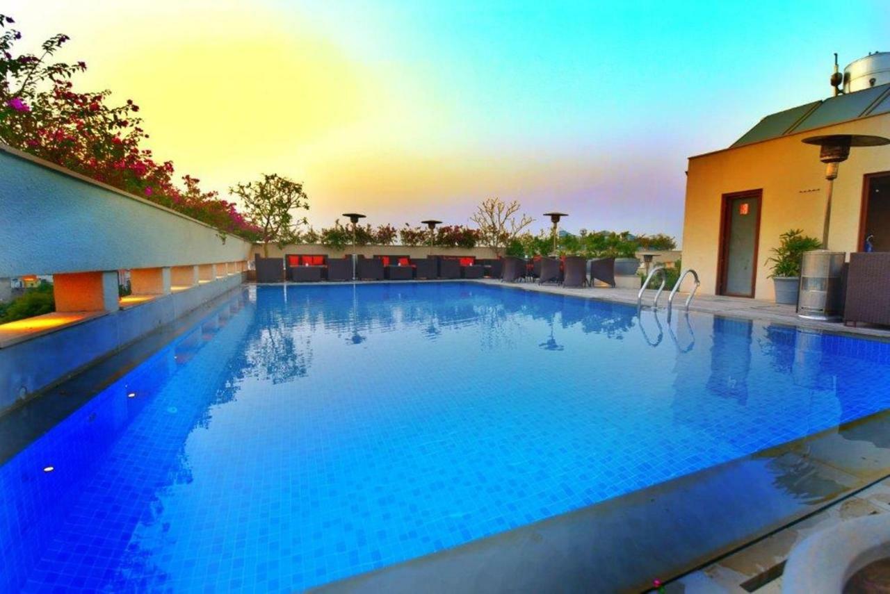 Hotel De Nada-A Luxury Stay Dzsaipur Kültér fotó